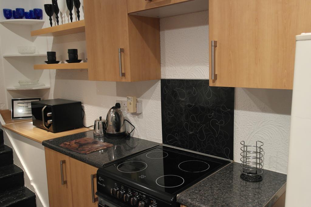 סטירלינג Robert The Bruce Apartment מראה חיצוני תמונה