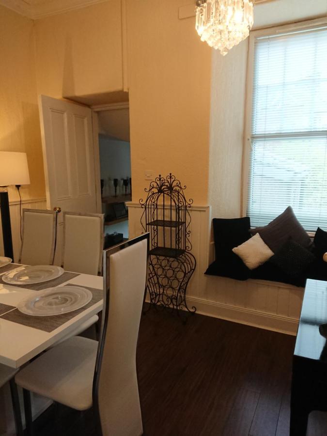 סטירלינג Robert The Bruce Apartment מראה חיצוני תמונה