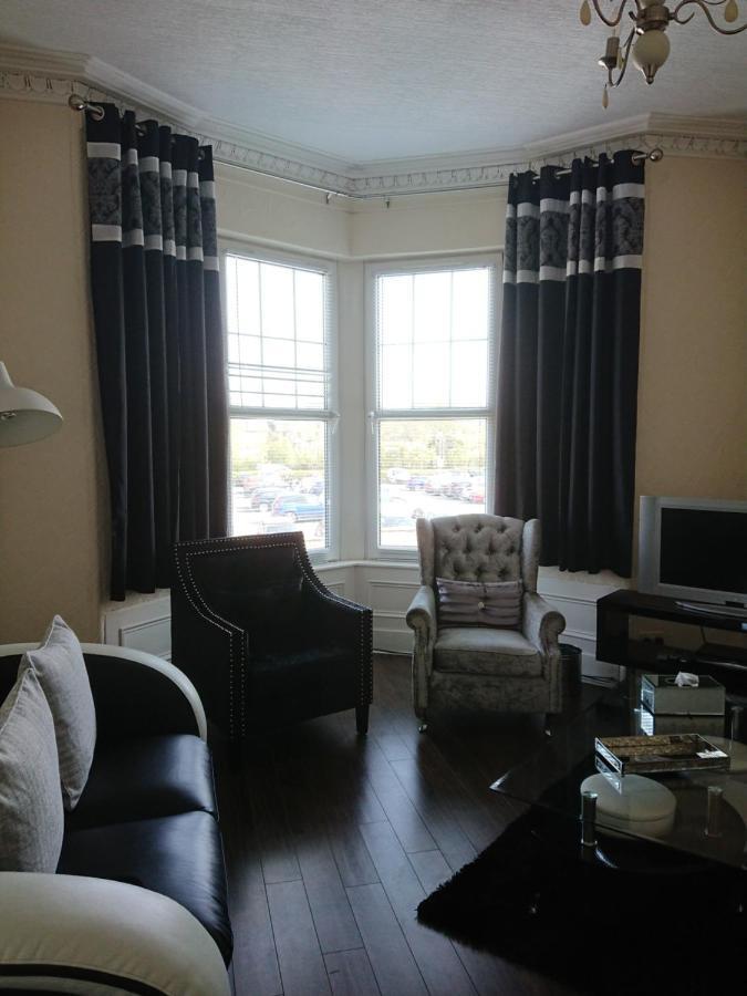 סטירלינג Robert The Bruce Apartment מראה חיצוני תמונה