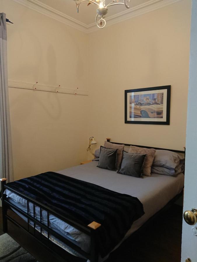 סטירלינג Robert The Bruce Apartment מראה חיצוני תמונה
